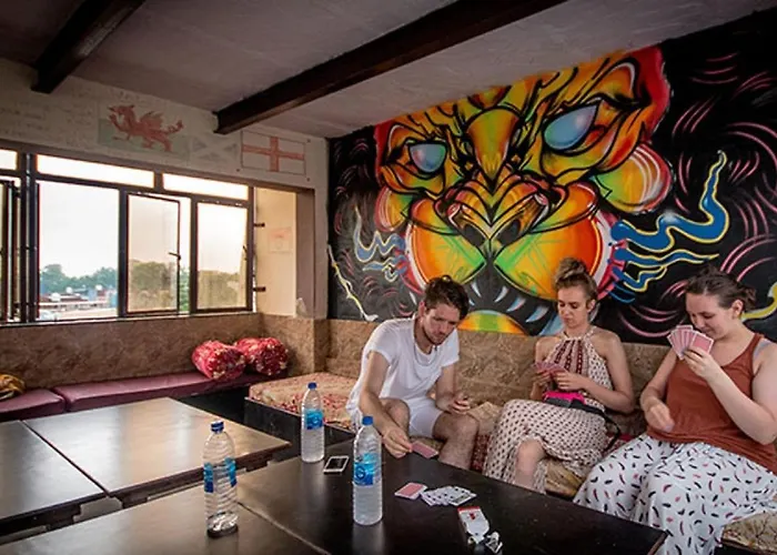 Friends Guest House & Hostel